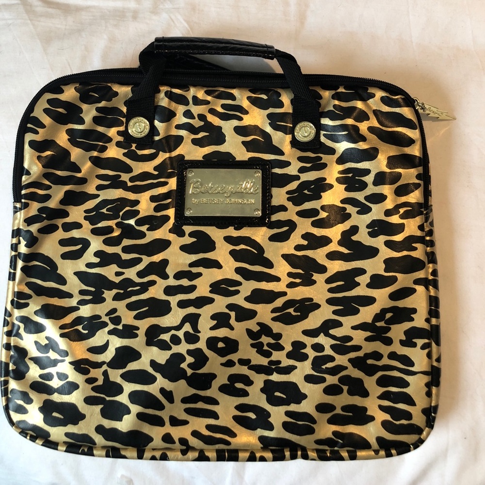 Cheetah Print Laptop Bag